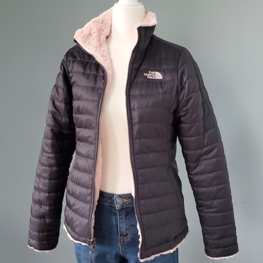 The North Face Navy Puffer Jacket - Picture 3 of 16